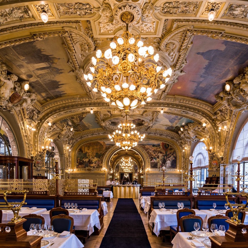 Le Train Bleu 1